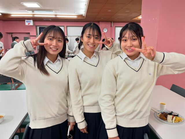 激安本物 部活紹介｜豊川高等学校｜愛知県豊川市 - 水着・ラッシュガード 水着・ラッシュガード